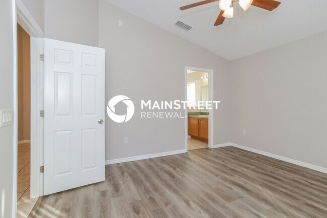 Building Photo - 4 Bedroom Pet-Friendly Home in Kissimmee, ...