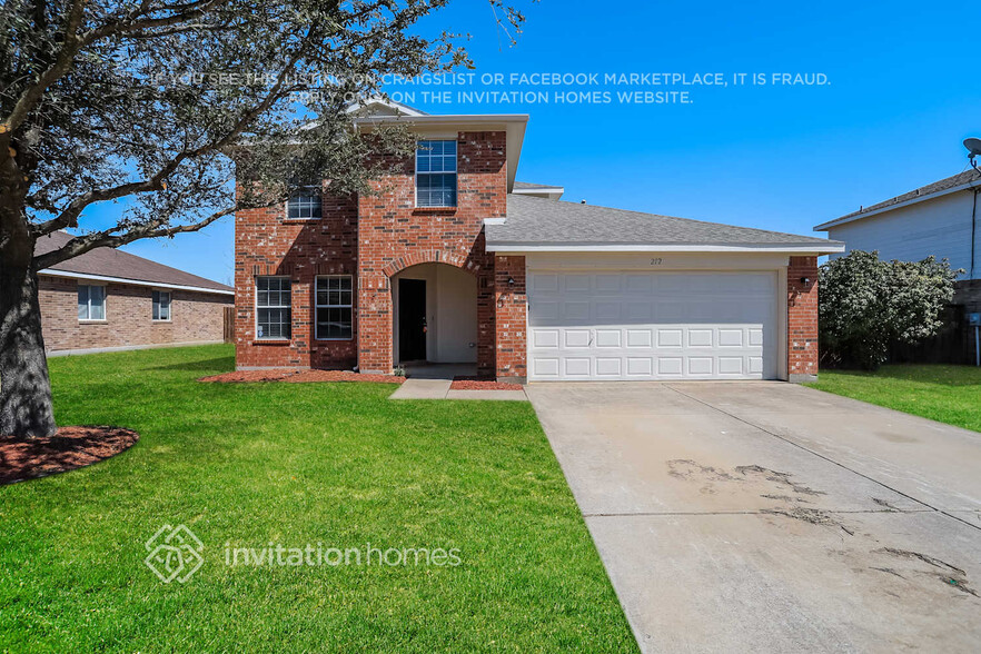 Primary Photo - 212 Cedar Crest Dr