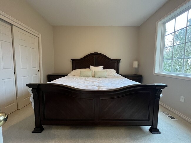 Building Photo - Executive-Style Northwest Heights Home with Forest Views and Refined Architectural Details