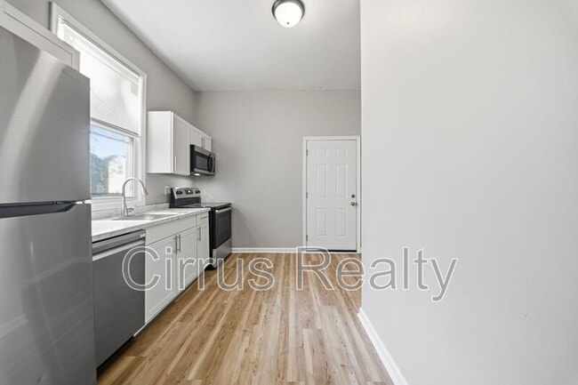 Building Photo - 2511 Orcutt Ave