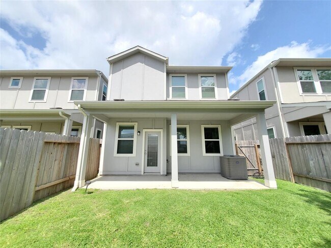 Building Photo - 1526 Beach Oak Dr