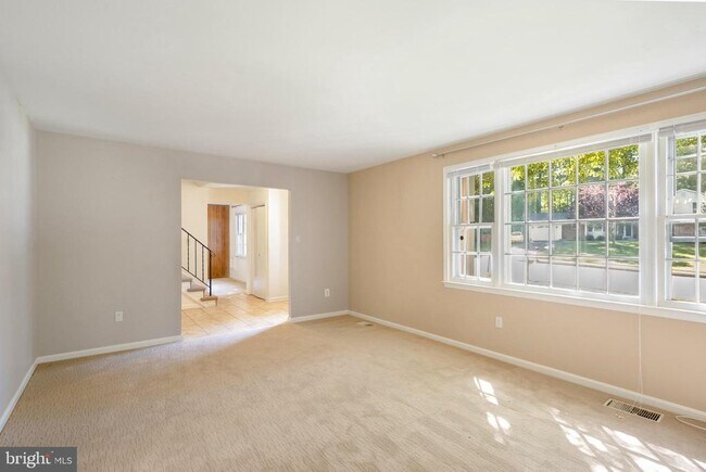 Building Photo - 7223 Reservation Dr