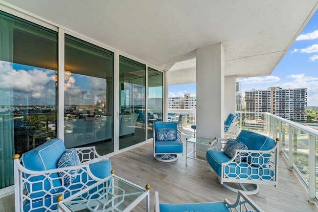 Building Photo - Vistablue Ultra Luxury Oceanfront Condo. 3 bed 3 bath. Singer Island.