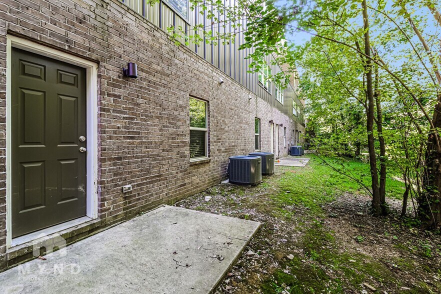 Building Photo - 1766 N Reno Dr