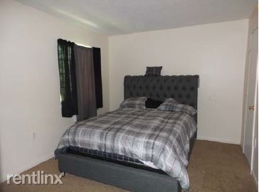 Building Photo - 5920 Erica Ct