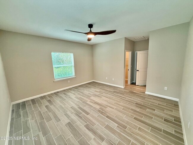 Building Photo - 309 St Vincent Dr