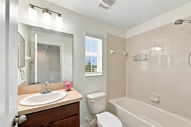 Building Photo - 31141 Claridge Pl