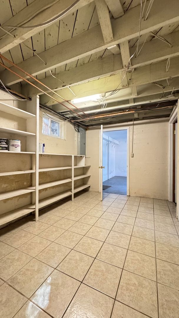 Building Photo - Heart of South Roanoke-3120 Stoneridge Road