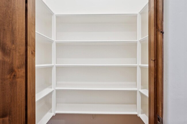 Building Photo - 7701 E Golden Eagle Cir