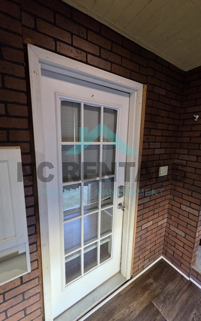 Building Photo - 3716 Dawson Ave