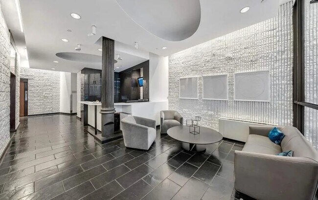 Building Photo - 1 bedroom in New York NY 10003