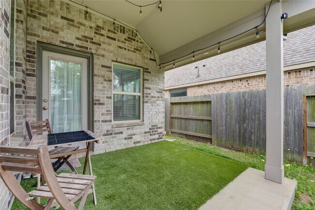 Building Photo - 13026 Sheildaig St