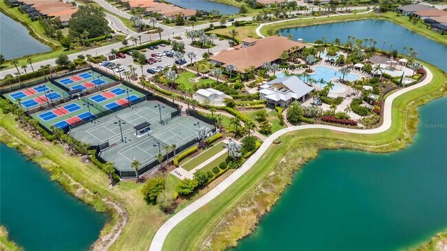 Building Photo - 5400 Manchini St