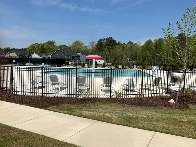 Building Photo - 2941 Ocean Sunrise Dr