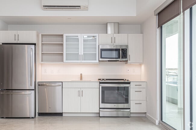 1 BR, 1 BA - 766 SF - The Garage