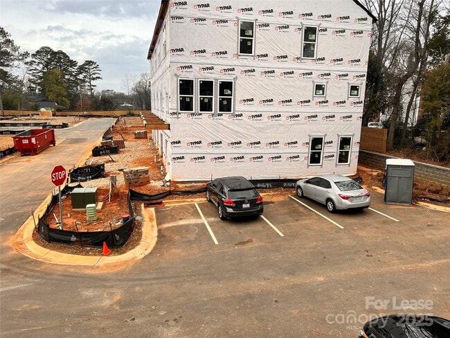 Building Photo - 3011 Citizens Ln