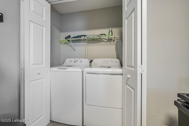 Building Photo - 1017 S Shelby St