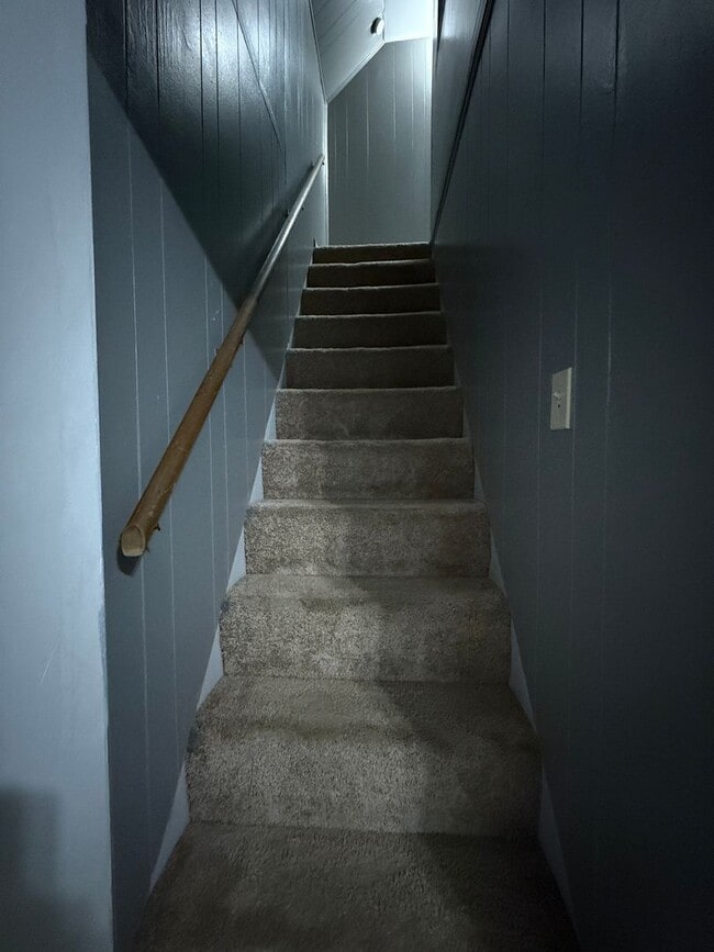 Building Photo - Single-Family Home Close to Henry Ford Hos...