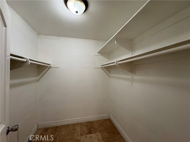 Building Photo - 24177 Willow Creek Rd