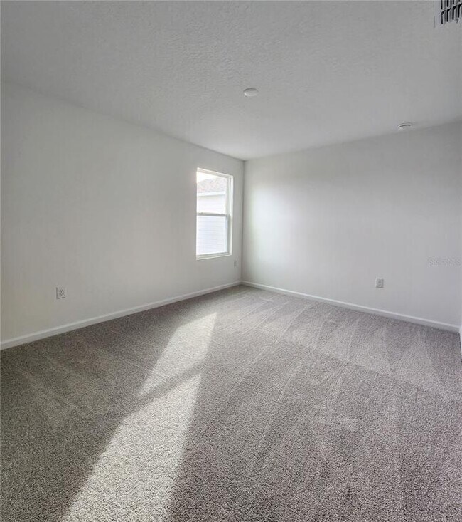 Building Photo - 1227 Belle Isle Ln