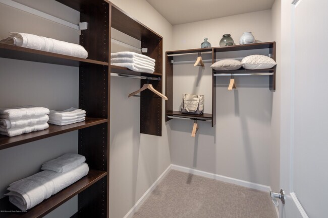 Building Photo - 2303 Jessica Cir