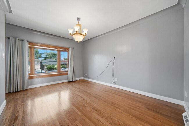 Building Photo - 7007 40th Pl