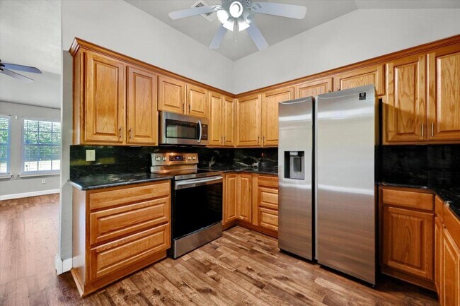 Building Photo - 187 Square Dance Rd