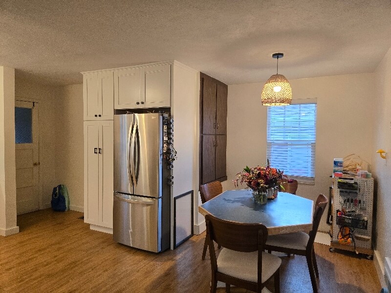 Building Photo - 745 Lennox St