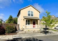 Building Photo - 749 Fresno Ave