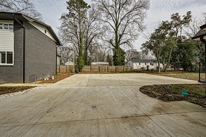 Building Photo - 215 S Gardner Ave