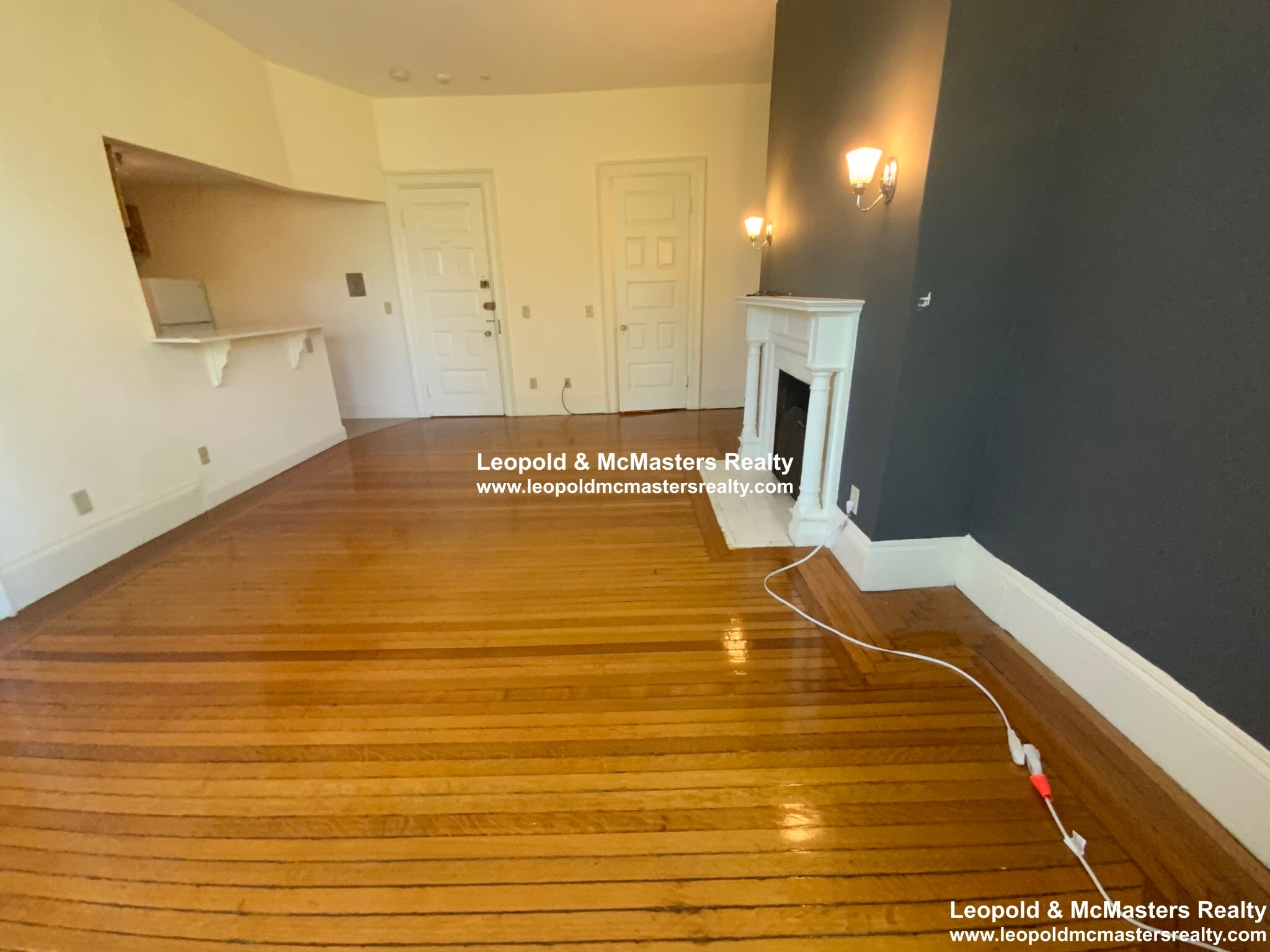 Building Photo - 379 Commonwealth Ave