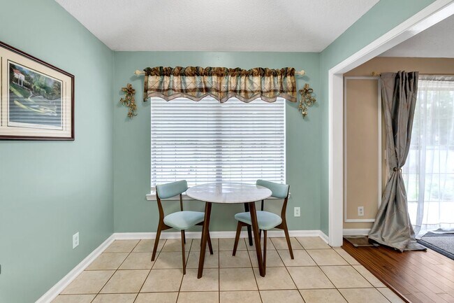 Building Photo - 307 Coffee Bluff Villa Rd