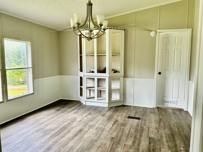 Building Photo - Young Harris-Rental