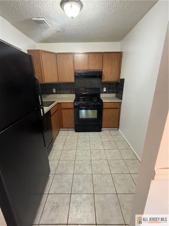 Building Photo - 2513 Lighthouse Ln