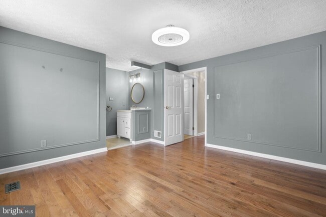 Building Photo - 13250 Custom House Ct