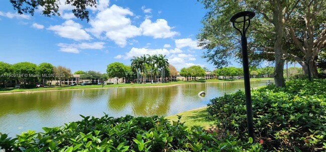 Building Photo - 2403 Centergate Dr