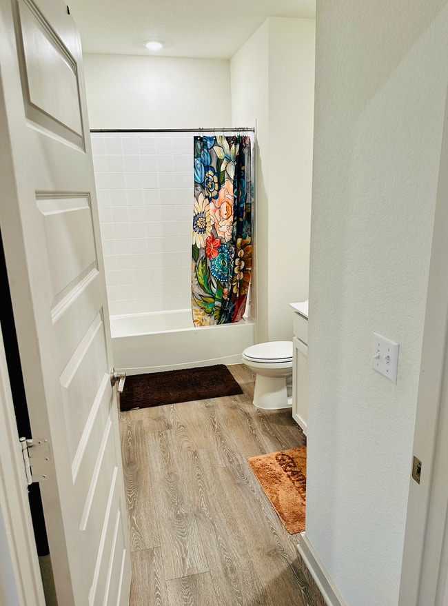 Building Photo - 141 Merrick Rd