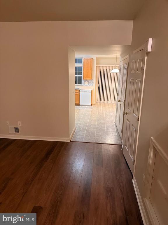 Building Photo - 21076 Bitterroot Terrace