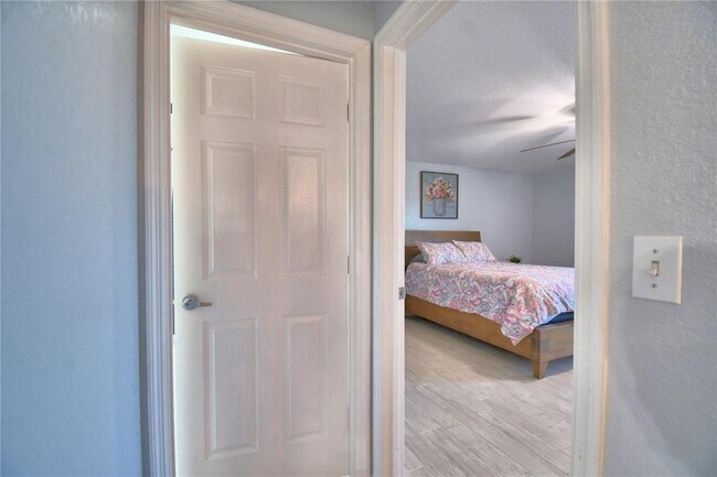 Building Photo - 4970 Mandolin Ct