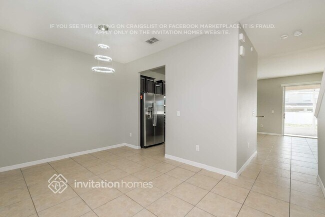 Building Photo - 1808 Oak Pond St