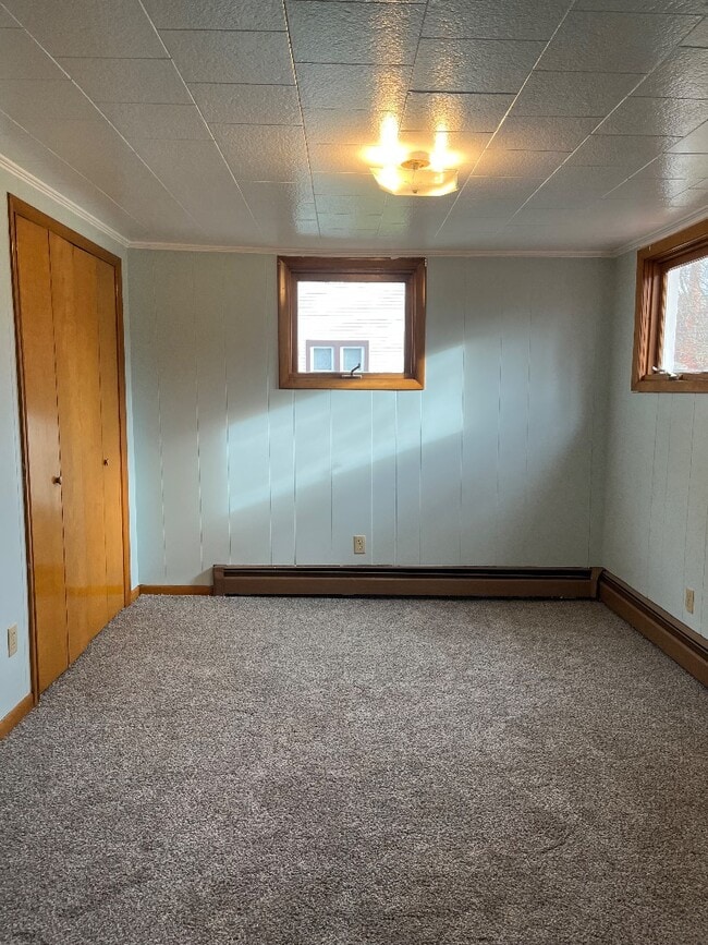 Building Photo - 424 Pine St