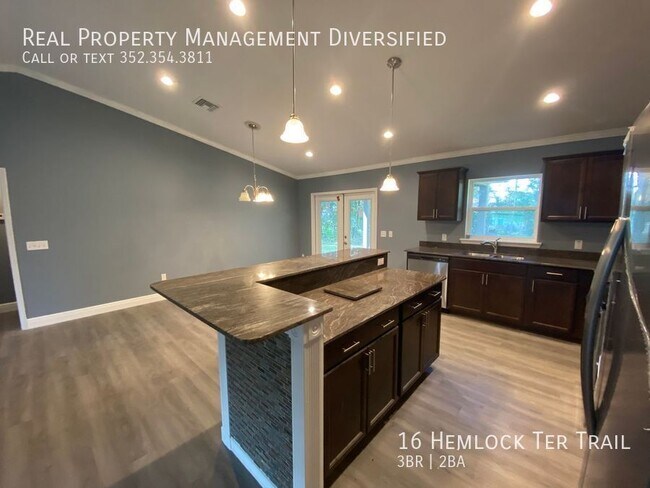 Building Photo - 16 Hemlock Terrace Trail