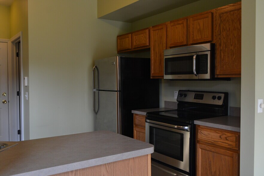 Building Photo - 26647 Kirkway Dr