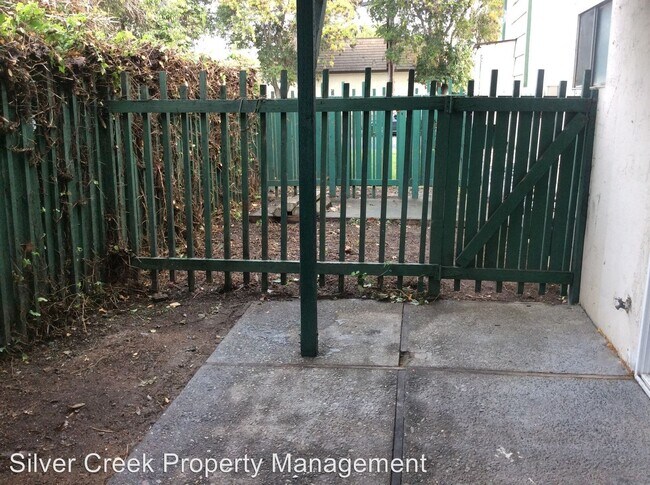 Building Photo - 4211 Central Ave