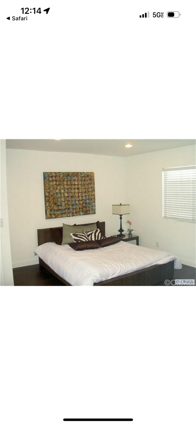 Building Photo - 6431 Roble Ave