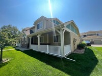 Building Photo - Spacious Townhouse in West Fort Collins