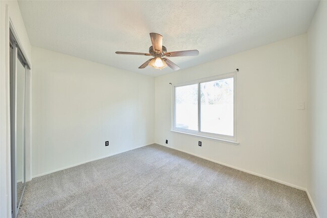 Building Photo - 21510 N Tangle Creek Ln