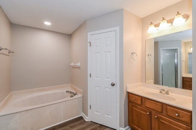 Building Photo - 2760 Cold Creek Blvd
