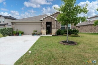 Building Photo - 1444 Acorn Wood