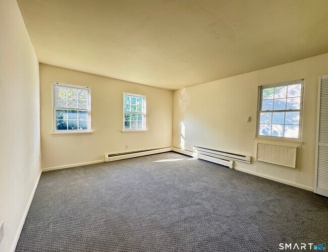 Building Photo - 81 Angel Dr